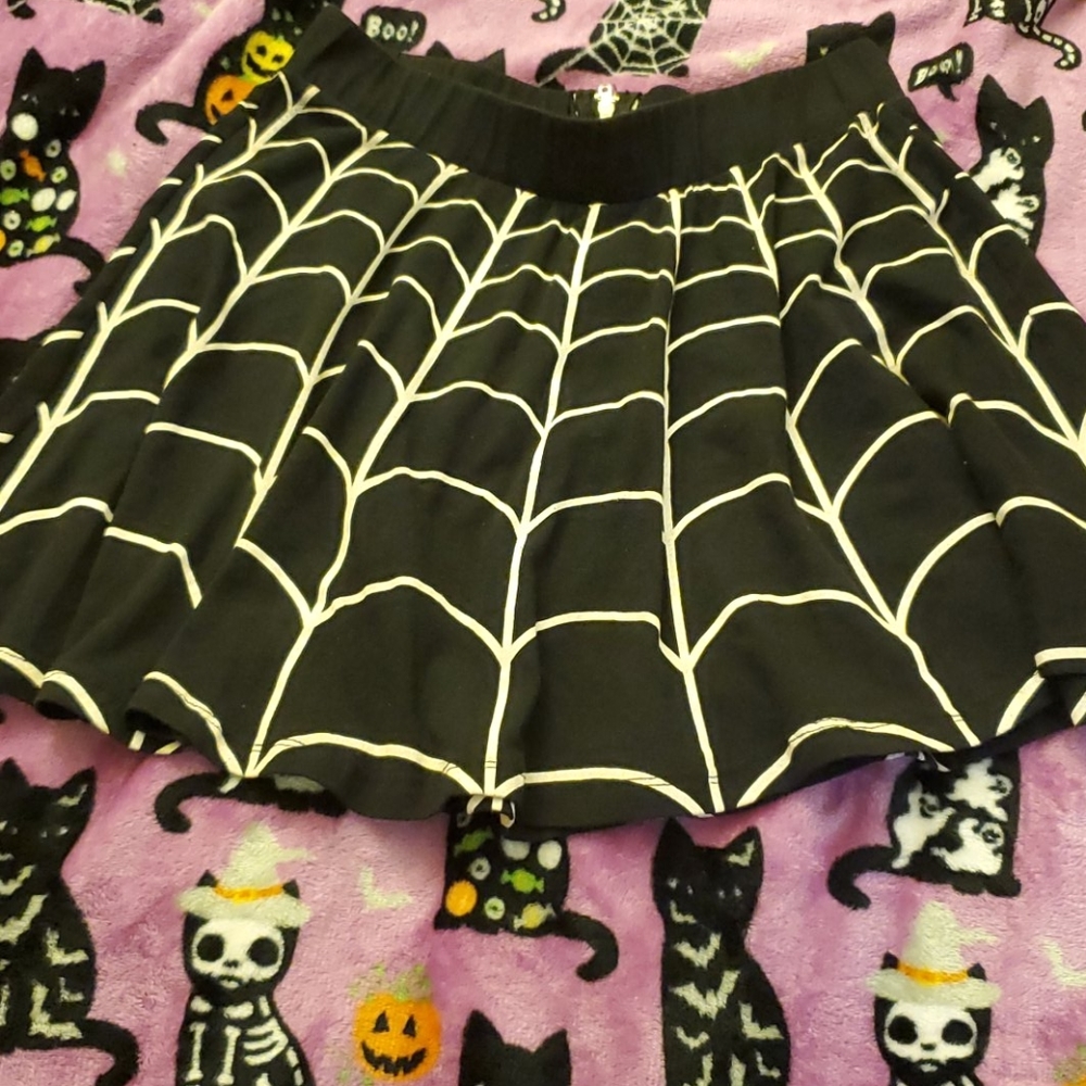 Kreepsville 666 spider web skirt